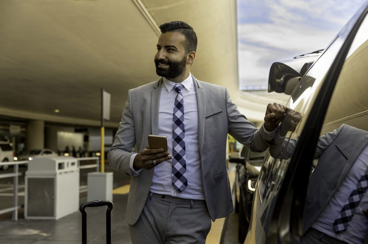 Corporate Travel from CT Airports: Tips & Best Practices